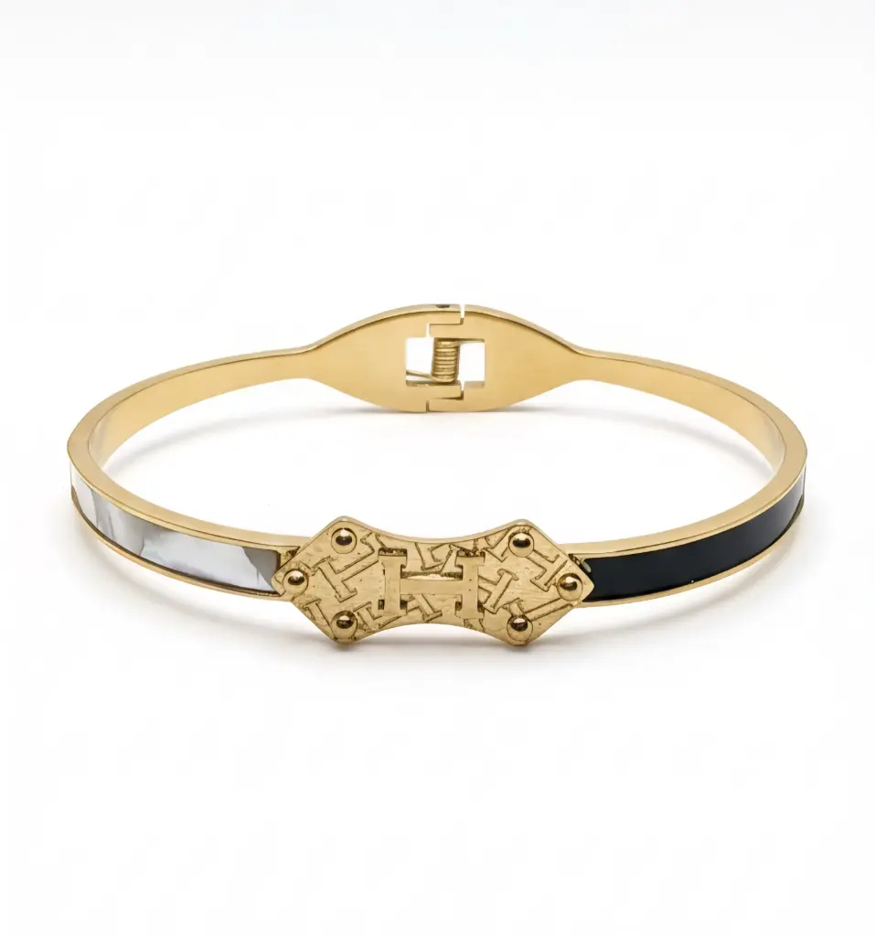 Nacre and Black Bracelet